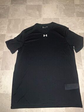 Under Armour Black Short Sleeve Athletic Tee with White Logo
